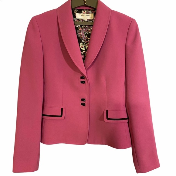 Tahari Jackets & Blazers - Tahari Arthur S. Levine Blazer